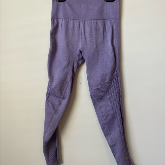 Fabletics Light Purple Leggings size small women’s